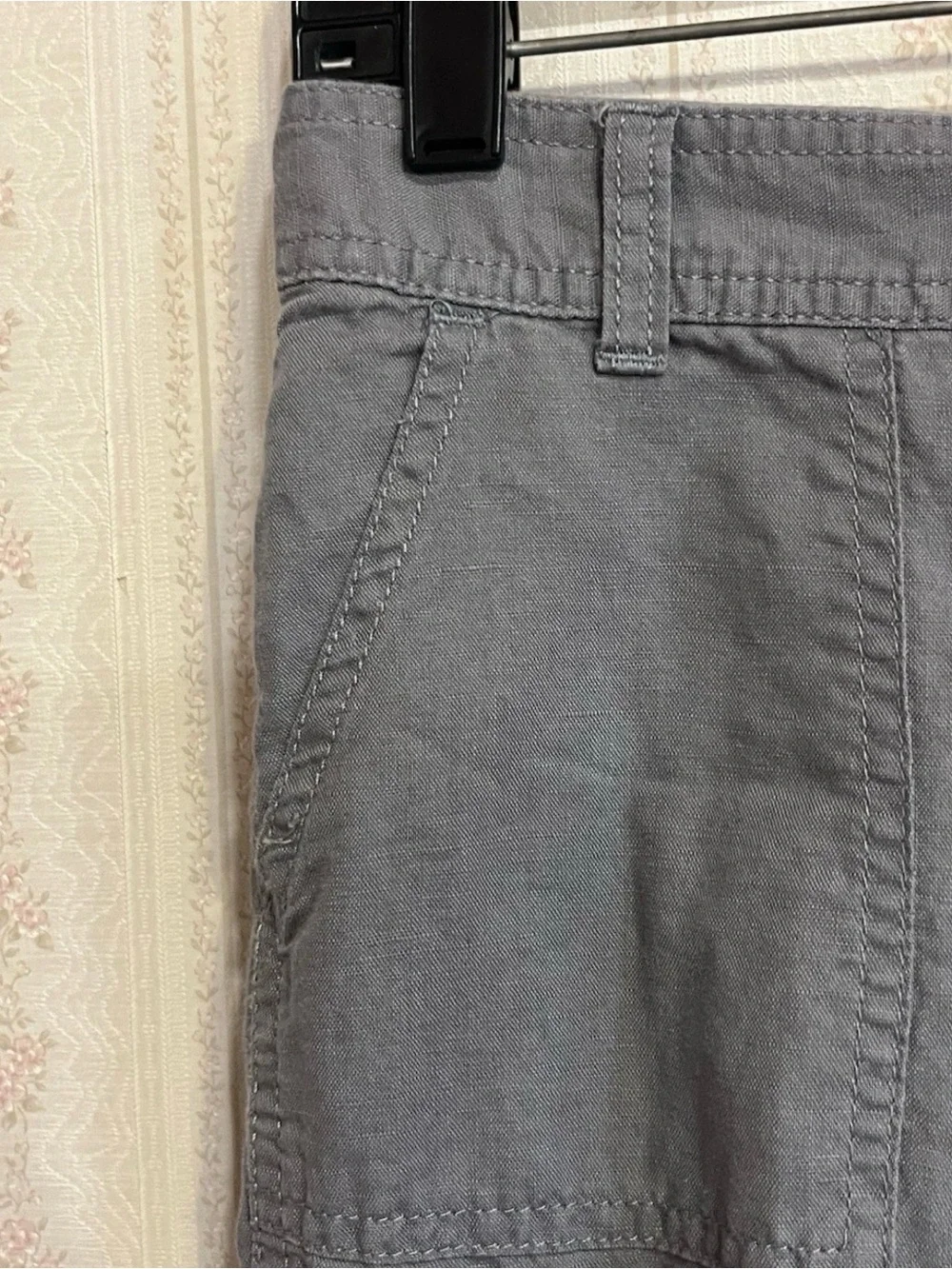 Banana Republic Linen Blend Martin Fit Cargo Capri Pants Women’s 0 Gray Low Rise